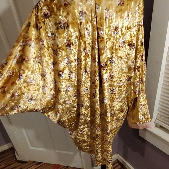 Kimono - Picture 6 of 8